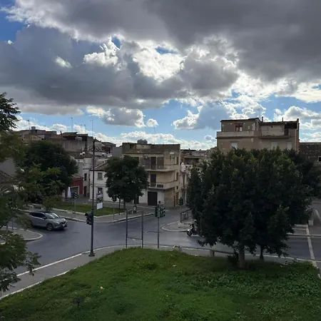 Etra House Πανσιόν