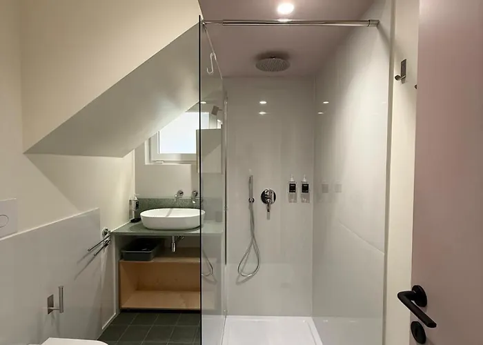 Etra House Maison d'hôtes 3*